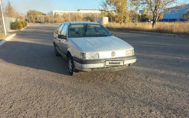 Volkswagen Passat 1991 годаfor1 000 000 тг. в Караганда