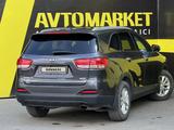 Kia Sorento 2017 годаүшін10 350 000 тг. в Семей – фото 4