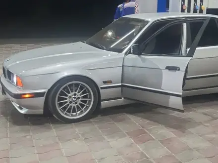 BMW 530 1995 года за 2 800 000 тг. в Шымкент – фото 18