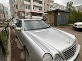 Mercedes-Benz E 320 2001 годаүшін5 300 000 тг. в Астана – фото 4