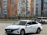 Hyundai Elantra 2022 года за 7 700 000 тг. в Астана