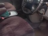 Toyota Ipsum 2002 годаүшін3 500 000 тг. в Актобе – фото 2