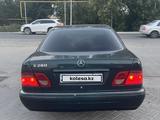 Mercedes-Benz E 280 1997 года за 2 800 000 тг. в Алматы – фото 3