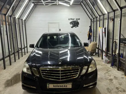 Mercedes-Benz E 300 2010 года за 6 500 000 тг. в Астана