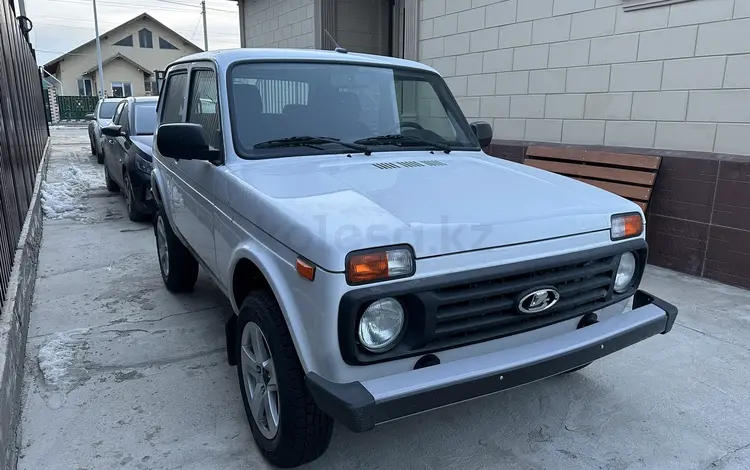 ВАЗ (Lada) Lada 2121 2024 годаfor6 400 000 тг. в Атырау