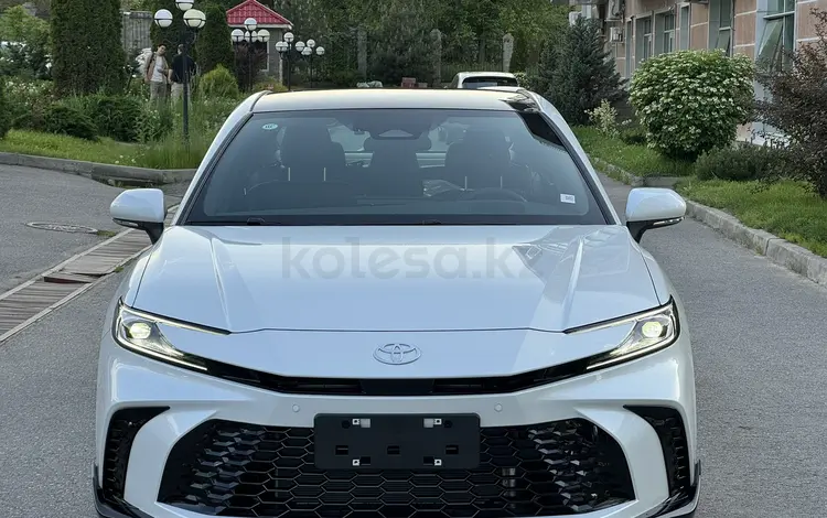 Toyota Camry 2024 года за 16 600 000 тг. в Алматы