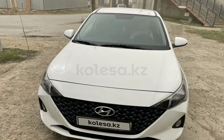 Hyundai Accent 2022 годаfor7 000 000 тг. в Атырау