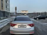 Hyundai Sonata 2016 годаfor4 200 000 тг. в Алматы – фото 3