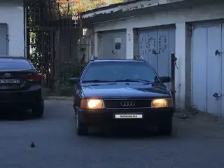 Audi 100