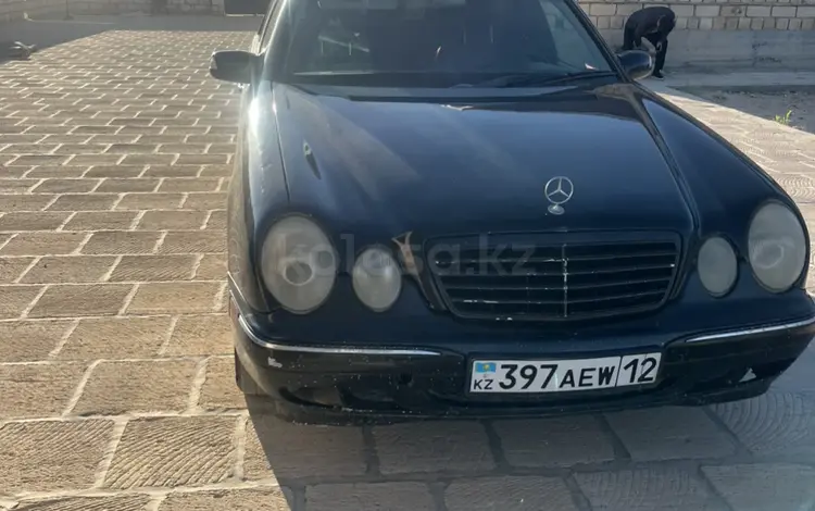 Mercedes-Benz E 220 2000 года за 2 000 000 тг. в Жанаозен