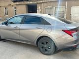 Hyundai Elantra 2023 года за 11 256 699 тг. в Шымкент – фото 2