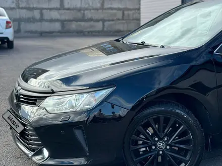 Toyota Camry 2016 года за 11 950 000 тг. в Караганда – фото 34