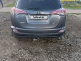 Toyota RAV4 2017 года за 12 000 000 тг. в Уральск – фото 2