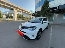 Toyota RAV4, 2016