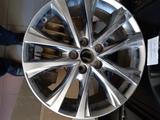 Диск от Toyota RAV4 Б/У за 72 538 тг. в Уральск