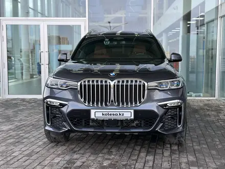 BMW X7 2020 года за 39 900 000 тг. в Алматы – фото 2