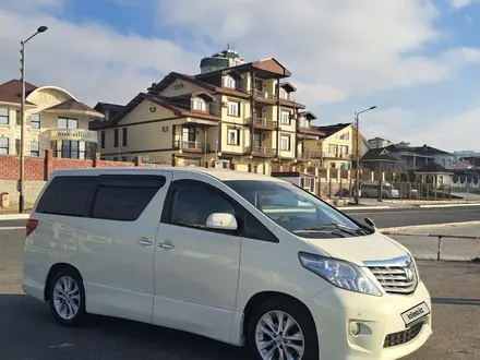 Toyota Alphard 2012 года за 12 500 000 тг. в Актау