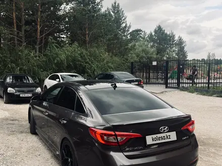 Hyundai Sonata 2015 года за 8 700 000 тг. в Семей