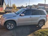 Suzuki Grand Vitara 2011 года за 5 700 000 тг. в Уральск – фото 2