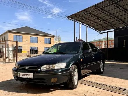 Toyota Camry 1998 года за 4 000 000 тг. в Шиели – фото 7