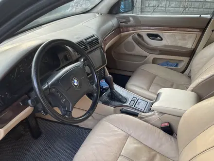 BMW 528 1996 года за 2 600 000 тг. в Алматы – фото 11