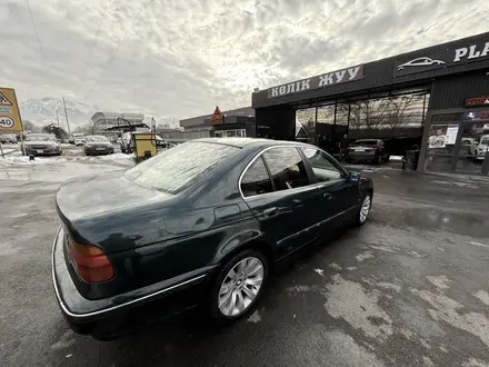 BMW 528 1996 года за 2 600 000 тг. в Алматы – фото 4