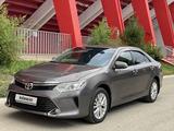 Toyota Camry 2015 года за 10 800 000 тг. в Актобе