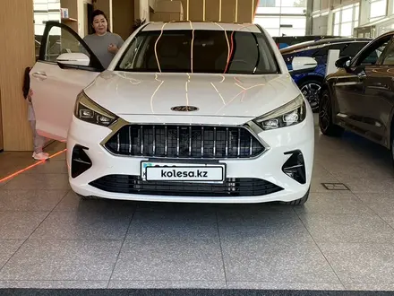 JAC J7 2023 года за 5 600 000 тг. в Алматы