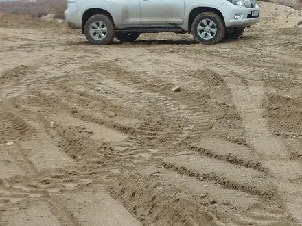Toyota Land Cruiser Prado 2011 года за 13 200 000 тг. в Актау – фото 16