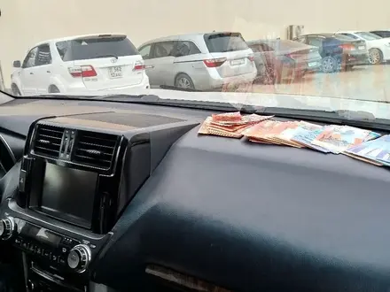 Toyota Land Cruiser Prado 2011 года за 13 200 000 тг. в Актау – фото 18