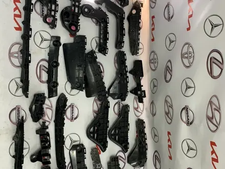 Крепление бампера Toyota Lexus в оригинале за 14 500 тг. в Шымкент – фото 2