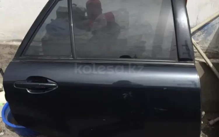RX330 Дверь за 65 000 тг. в Алматы