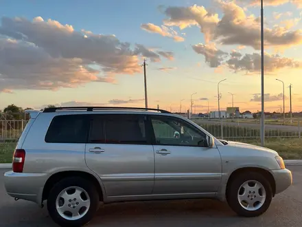 Toyota Kluger 2005 года за 6 500 000 тг. в Караганда – фото 6