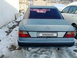 Mercedes-Benz E 260 1991 года за 1 550 000 тг. в Тараз – фото 2