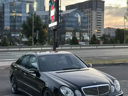 Mercedes-Benz E 55 AMG 2006 года за 14 500 000 тг. в Алматы – фото 4