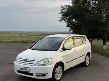 Toyota Ipsum, 2001
