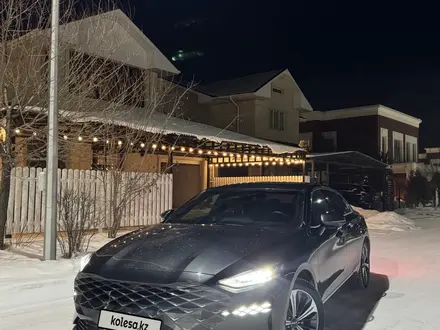 Kia K8 2022 года за 13 850 000 тг. в Астана