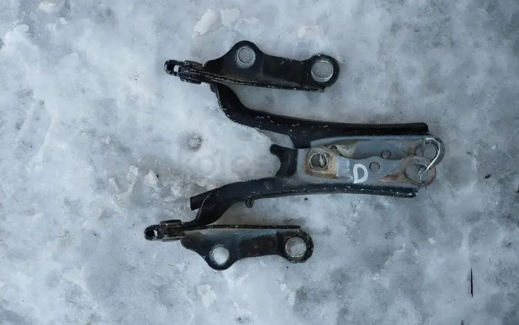 Шарниры капота. Toyota Carina ED за 16 000 тг. в Усть-Каменогорск