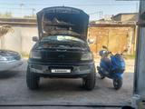 Ford Expedition 1997 года за 12 000 000 тг. в Шымкент