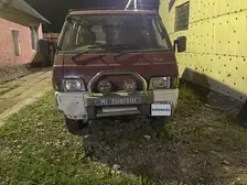 Mitsubishi Delica, 1993