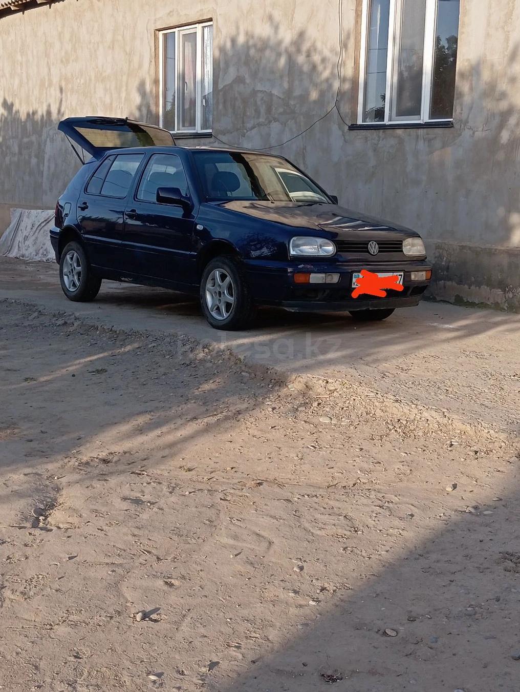 Volkswagen Golf 1995 г.