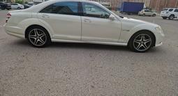 Mercedes-Benz S 500 2007 годаfor7 500 000 тг. в Актау