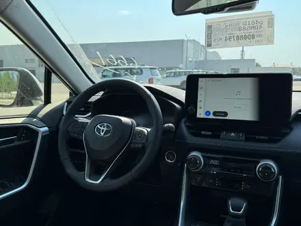 Toyota RAV4 Luxe+ 2025 года за 21 500 000 тг. в Актобе – фото 12