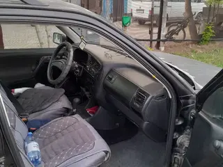 Volkswagen Golf, 1994