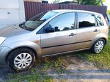 Ford Fiesta 2004 годаүшін2 150 000 тг. в Петропавловск