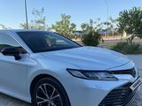 Toyota Camry 2018 года за 14 000 000 тг. в Актау – фото 4