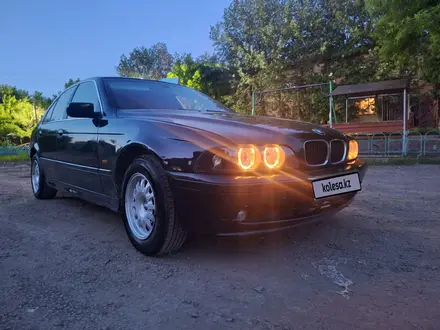 BMW 528 1999 года за 2 700 000 тг. в Астана – фото 3