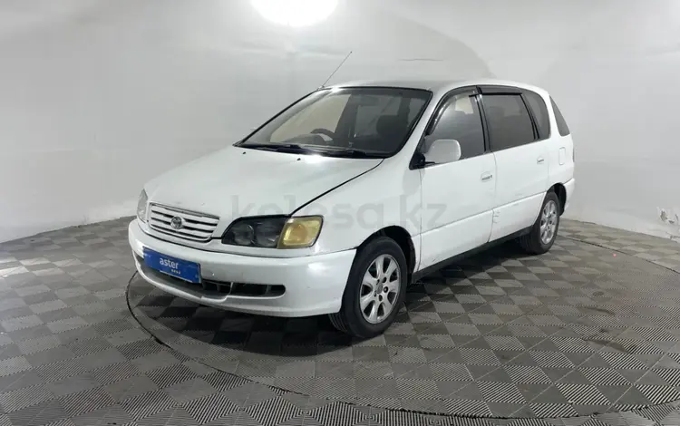 Toyota Ipsum 1997 года за 1 800 000 тг. в Павлодар