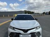 Toyota Camry 2019 года за 15 000 000 тг. в Актобе – фото 5