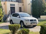 Toyota RAV4 2007 годаүшін8 500 000 тг. в Алматы